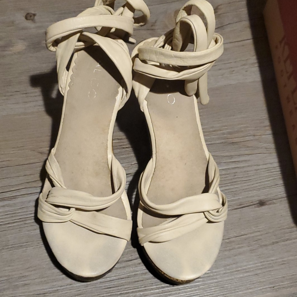 Aldo | Strappy Wedge Sandal | Size 37 | Leather Beige